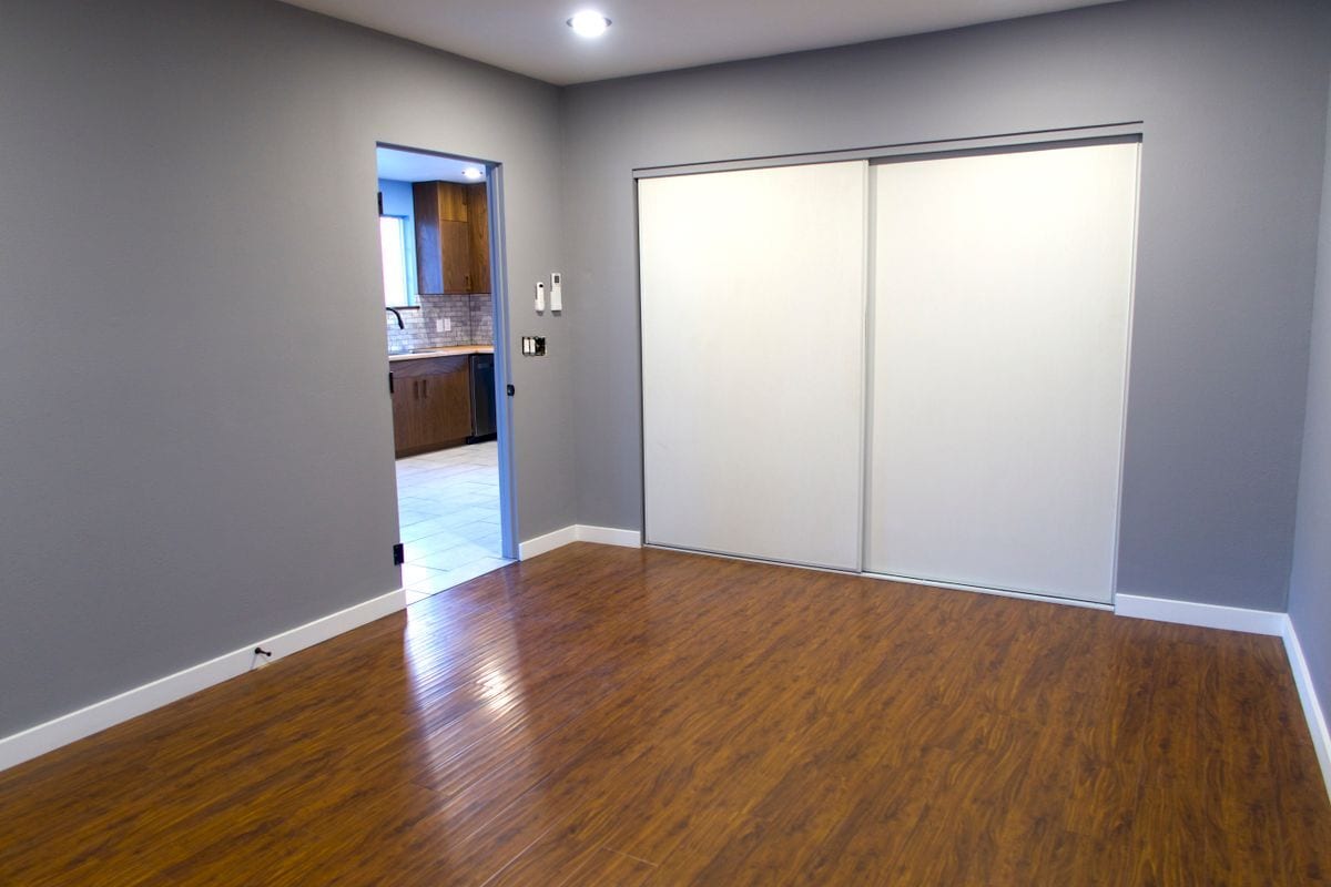 Building Photo - 3547 E Green St