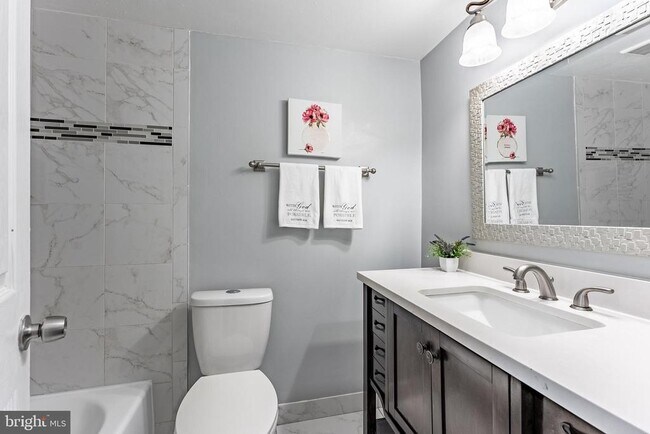 Building Photo - 2908 Kings Chapel Rd