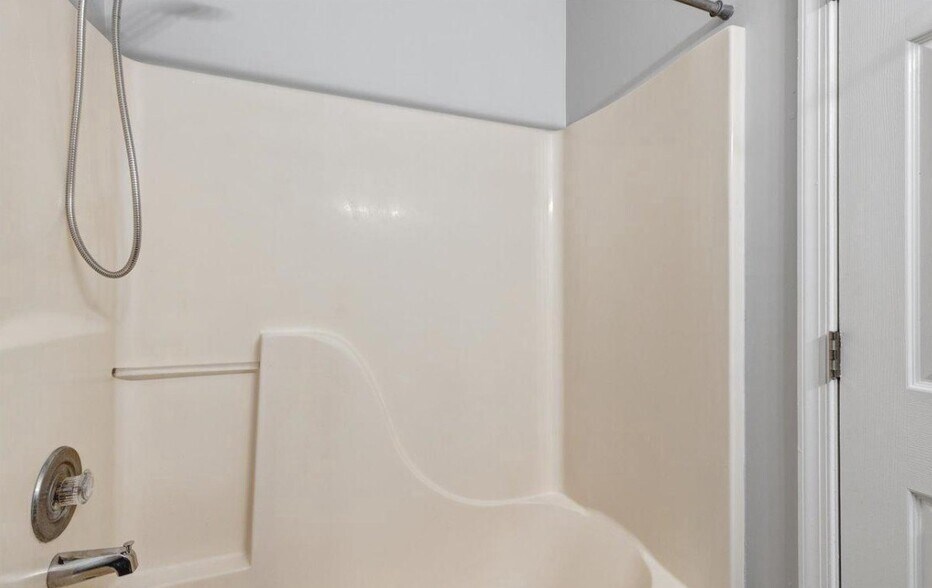 Building Photo - 3629 10th St