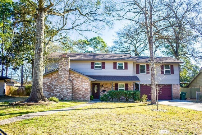 Building Photo - 7 Woody Creek Dr