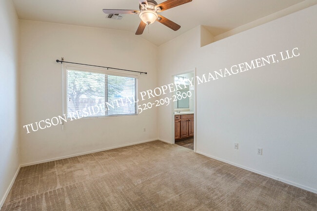 Building Photo - 6313 E Garden Stone Dr