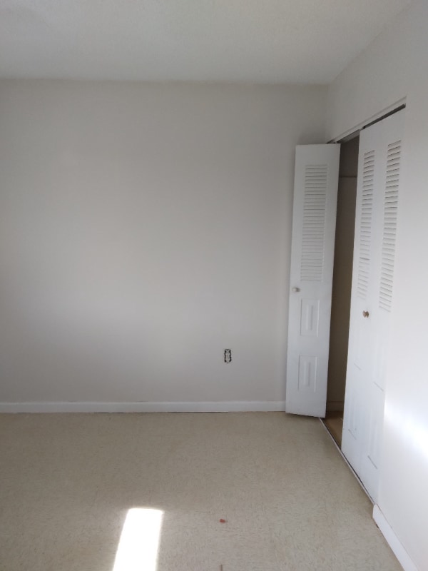 Building Photo - 2541 Myrtle Ave