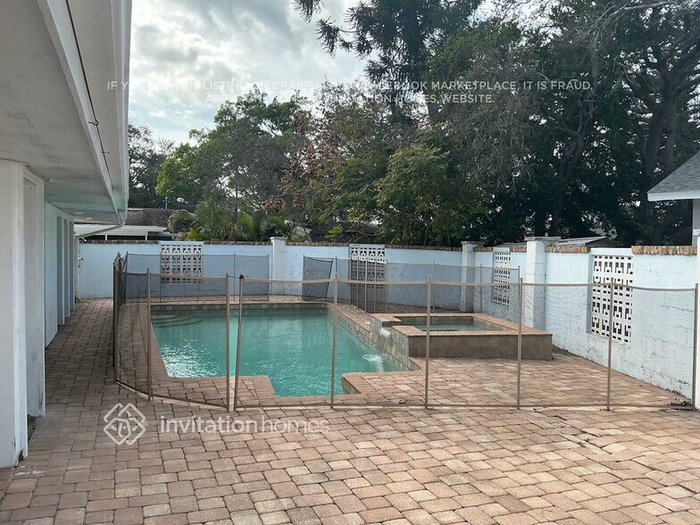 Building Photo - 14510 Apache Ave