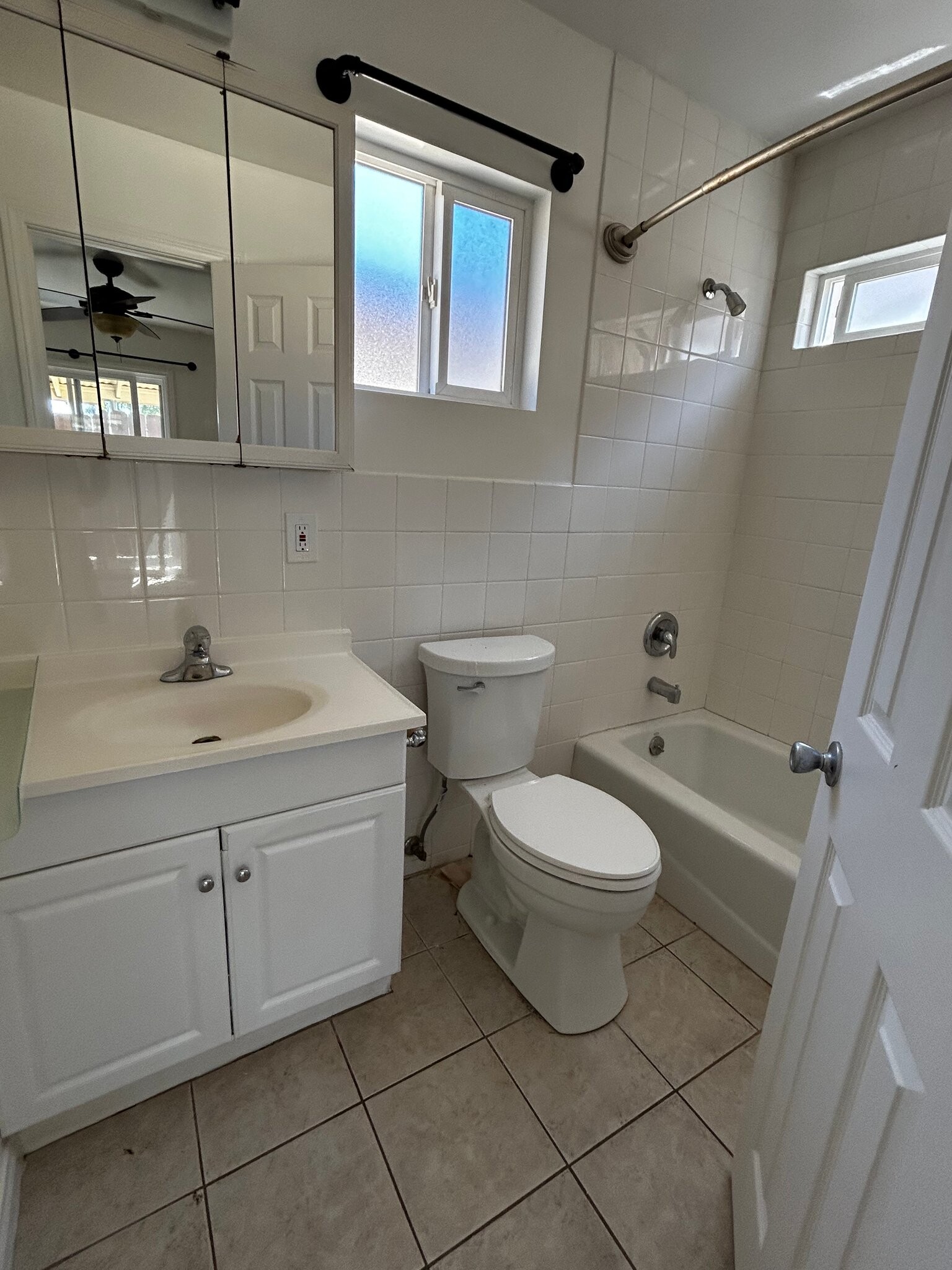 Building Photo - 3322-24 Clairemont Mesa Blvd