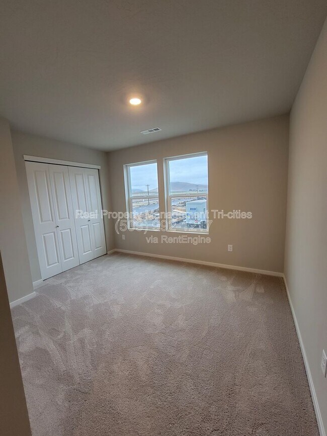 Building Photo - 7752 Ranchland Ln