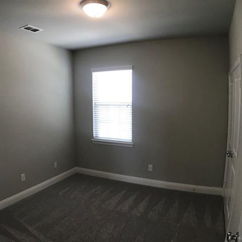 Building Photo - 6110 Rainbow Valley Pl