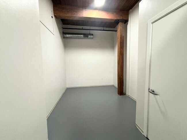 Building Photo - 88 Gerrish Ave