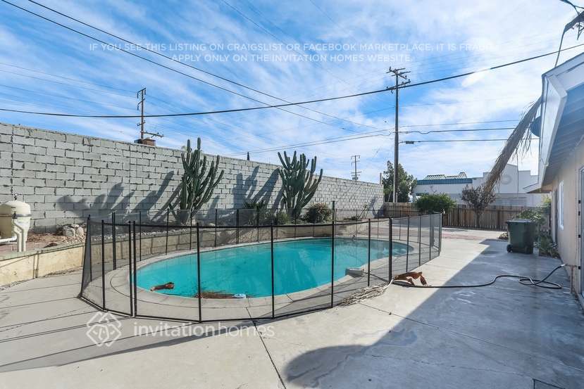 Building Photo - 6349 Orange Knoll Ave