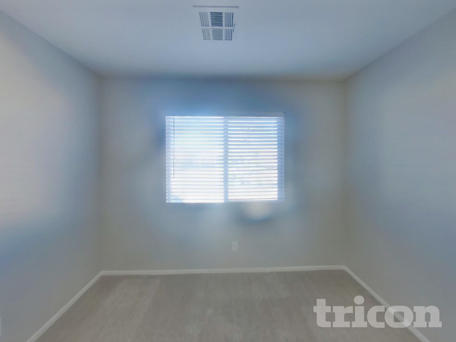 Building Photo - 8716 Honey Vine Ave