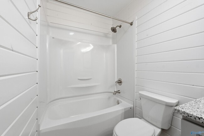 Building Photo - 1409 Blevins Gap Rd SE