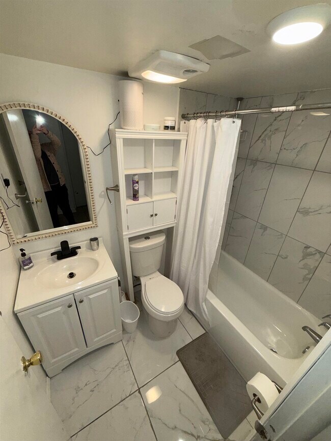 Building Photo - 30 Danforth Ave