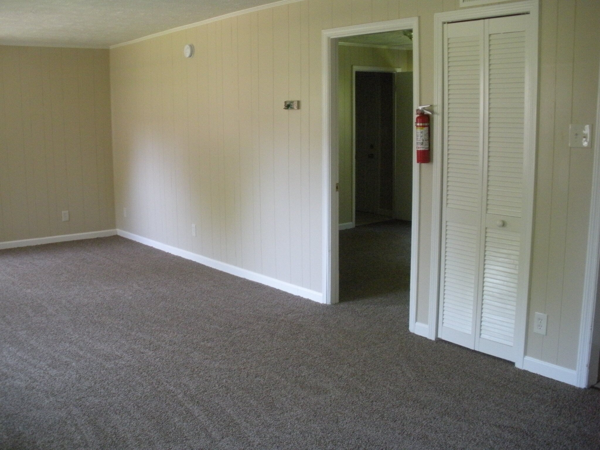 Building Photo - 17 David St