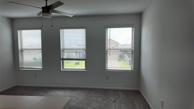 Building Photo - 15027 Rustic Moon Rd