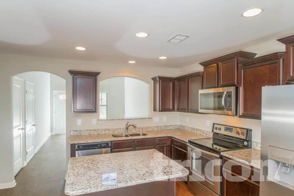 Building Photo - 1093 Neeleys Bend E