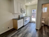 Building Photo - 1 Bedroom 1 Bath Granny Flat