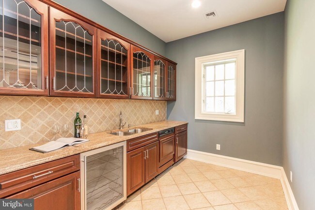 Building Photo - 2115 Pony Trail Dr