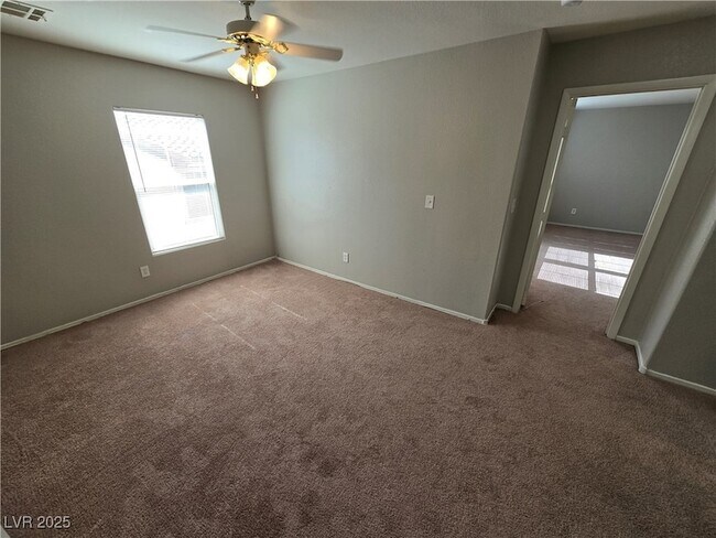 Building Photo - 11150 Ranch Valley St