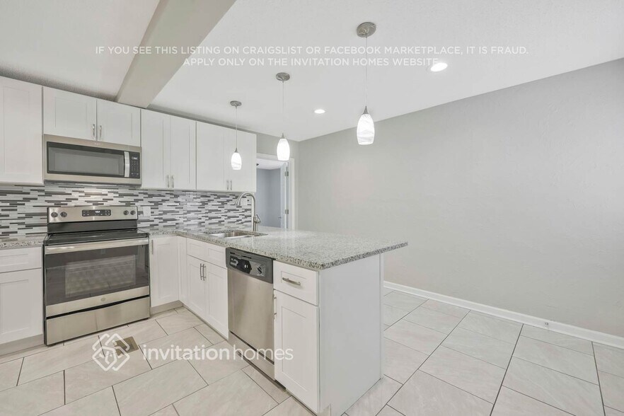 Building Photo - 302 Nix Dr