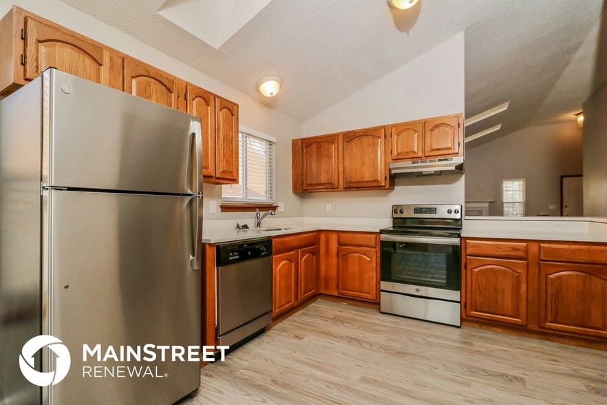 Building Photo - 3039 Plum Creek Dr