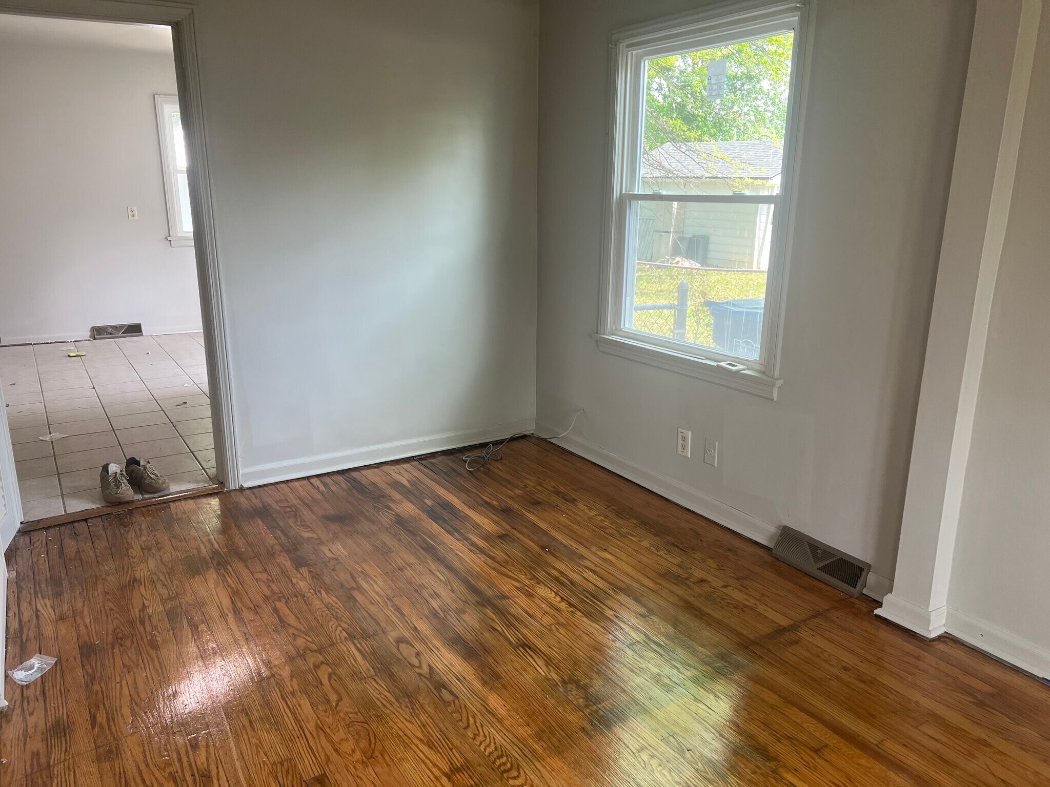 Building Photo - 1723 Glenview Pl