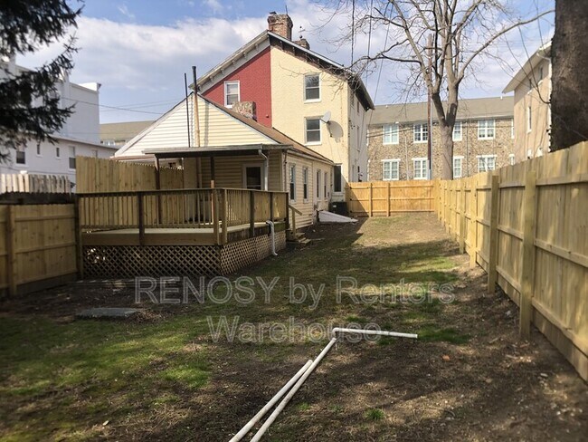 Building Photo - 1519 Union Ave