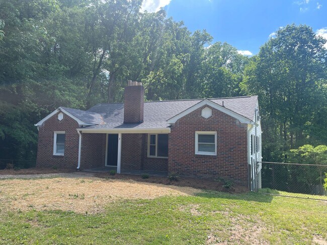 Building Photo - 3 Arita Cir NE