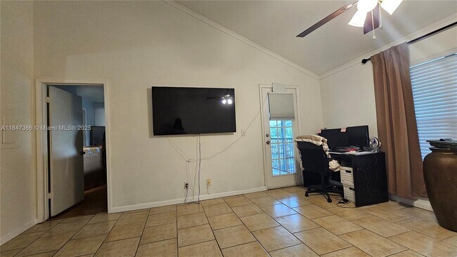 Building Photo - 4092 NW 87th Ave