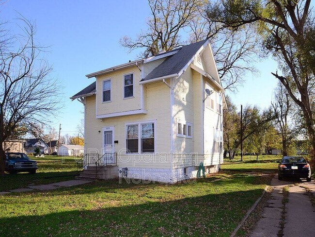 Building Photo - 3809 N 19th St