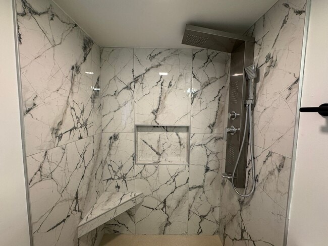 Building Photo - 1800 Gordon St