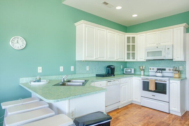 Building Photo - Coastal Duplex with Stunning Water Views — 4BR/3BA | Steps from the Beach!