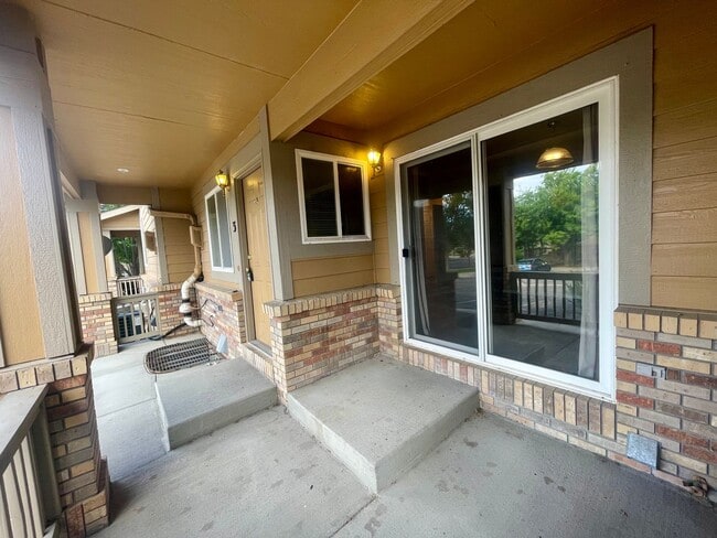 Building Photo - Amazing 3 bed, 3.5 bath Condo in Rigden Farm!
