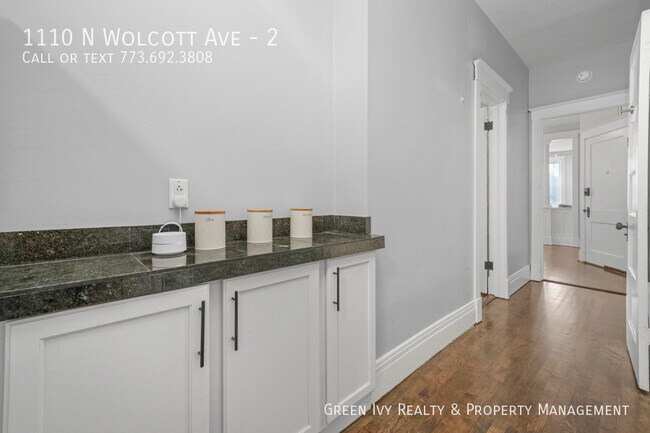 Building Photo - 1110 N Wolcott Ave