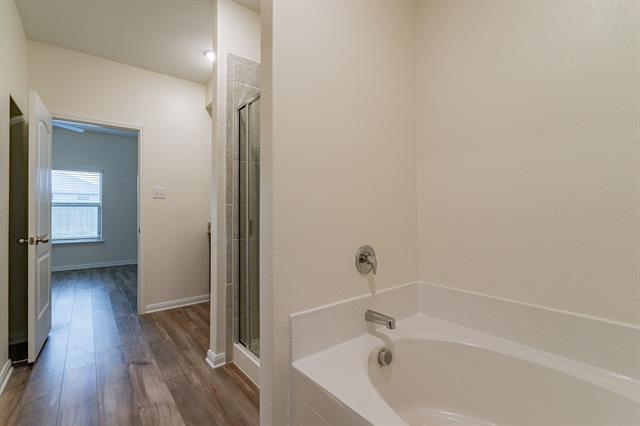 Building Photo - 212 Foster Ln