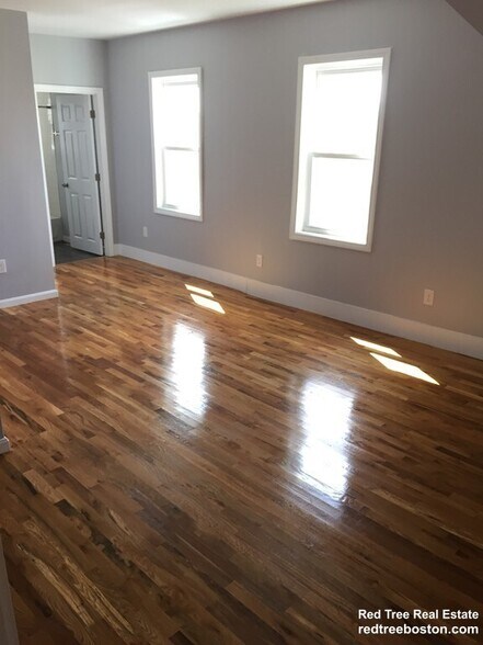 Building Photo - 39 Pinckney St