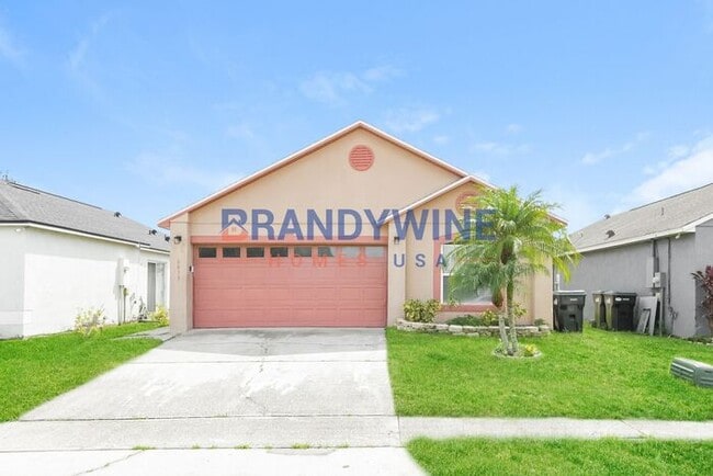 Building Photo - 50% OFF! No Application Fees - Move-in by ...