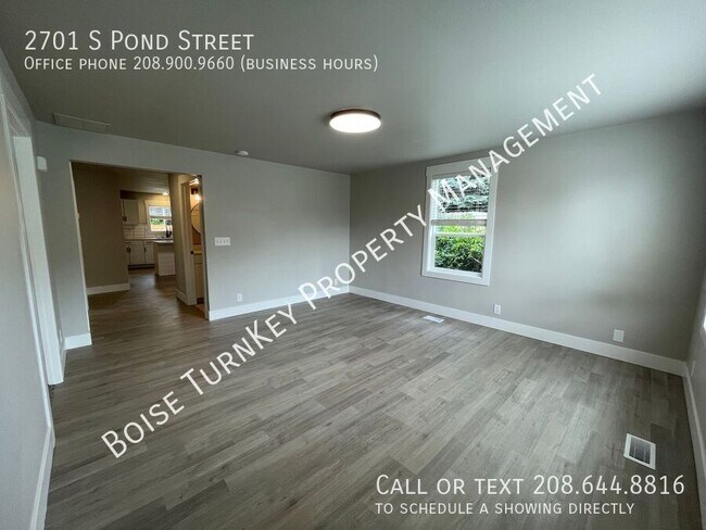 Building Photo - 2701 S Pond St