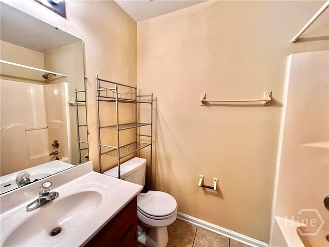 Building Photo - 625 Whitehall Rd