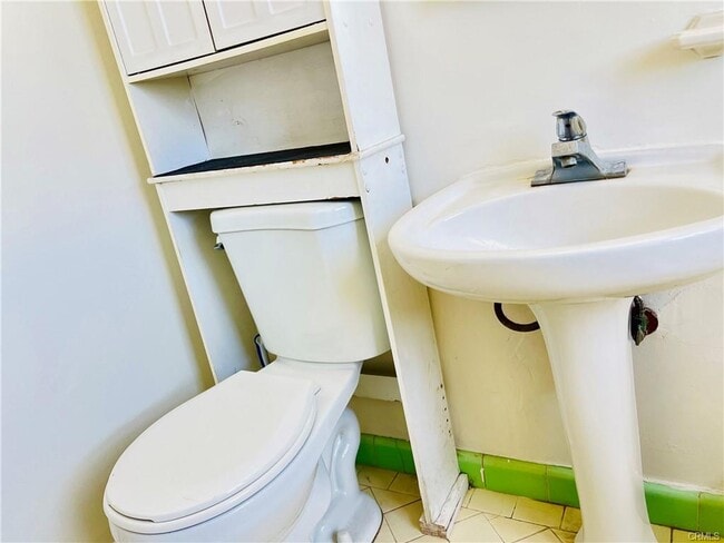 Bathroom - 122 Elm Ave