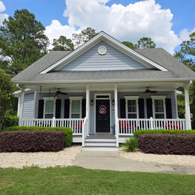 Building Photo - Spacious Buckhead home