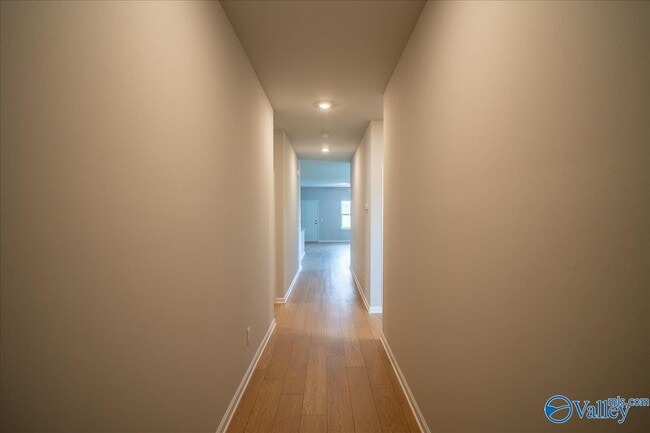 Building Photo - 22845 Dashwood Ln