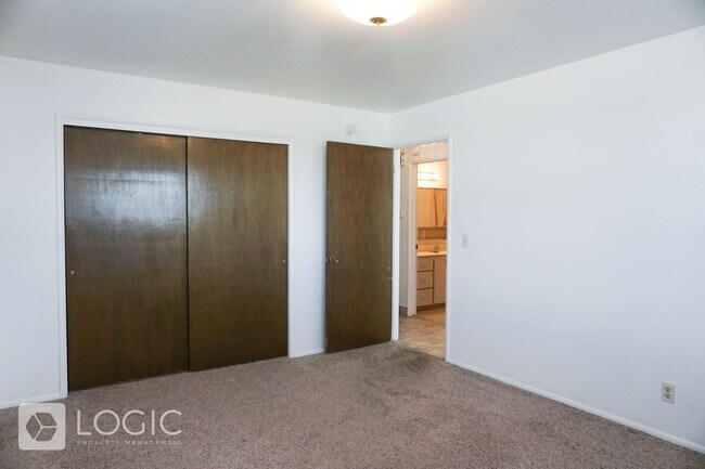 Building Photo - 2034/2038 S. 2600 E.