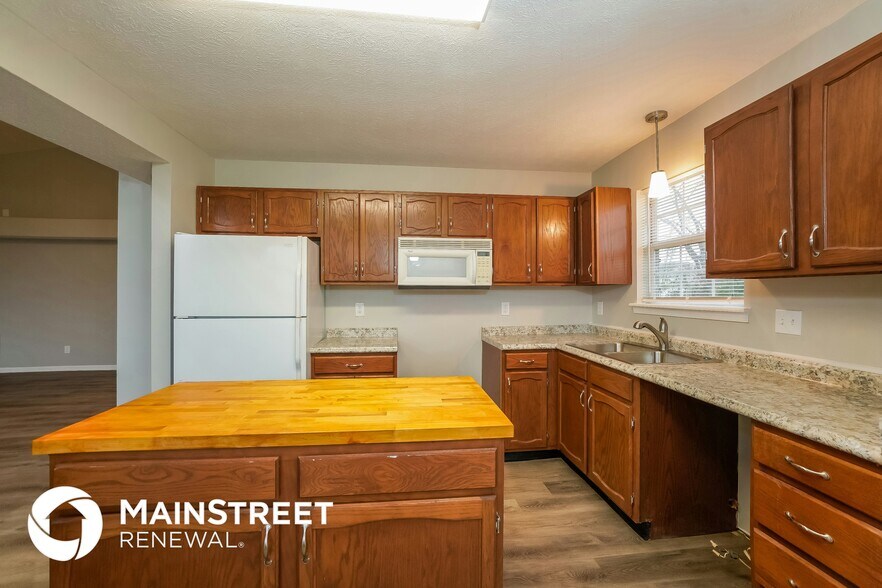 Building Photo - 4834 Countrybrook Ct