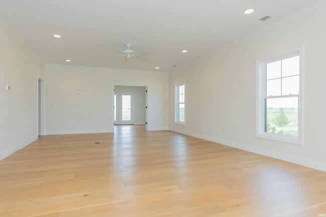 Building Photo - 3390 White Oak Trl