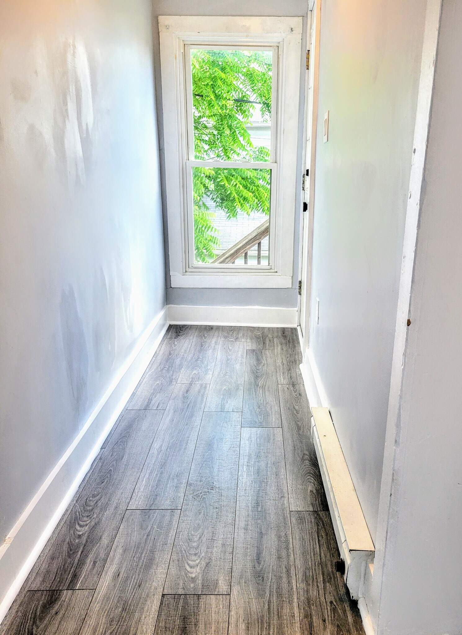 Entrance Hallway Unit 2 - 43 N Highland St