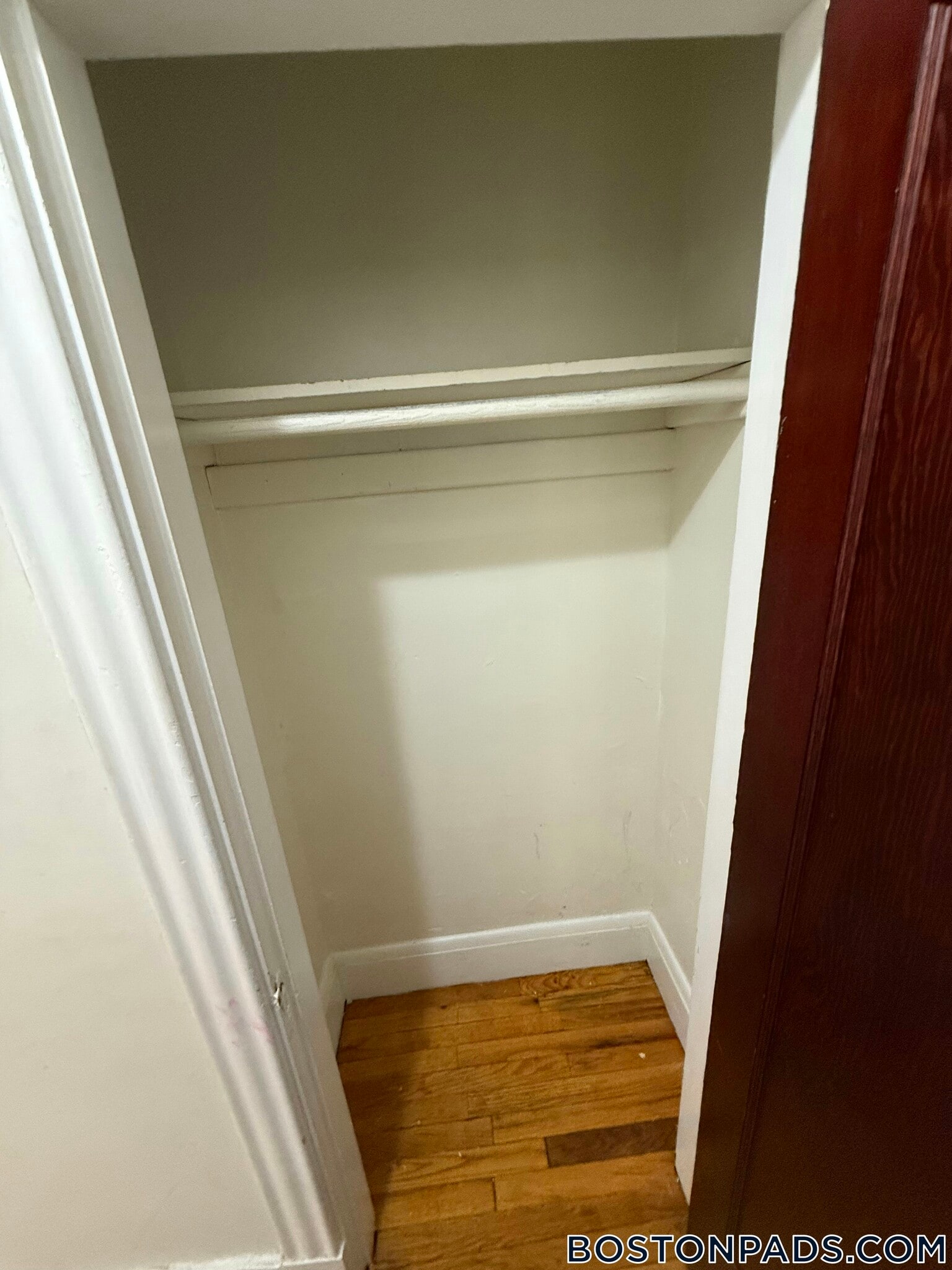 Building Photo - 349 Pleasant St