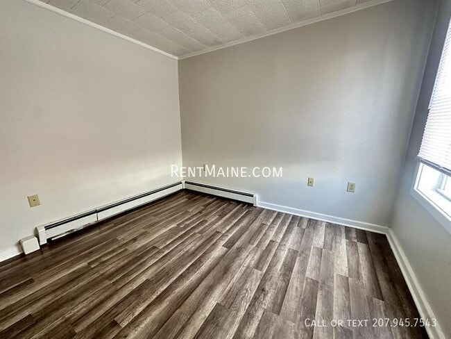 Building Photo - 99 Sanford St