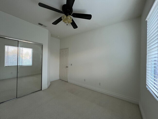 Building Photo - Beautifully Remodeled Poway Home