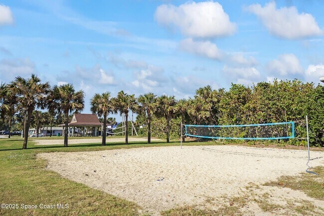 Building Photo - 2700 N Hwy A1A