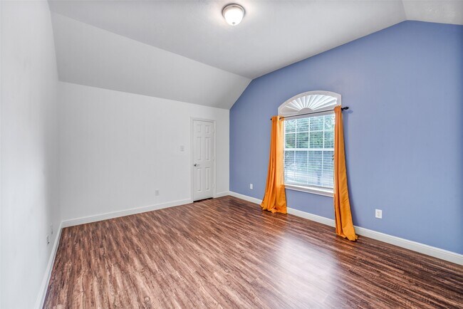 Building Photo - 16810 Noble Pass Ln