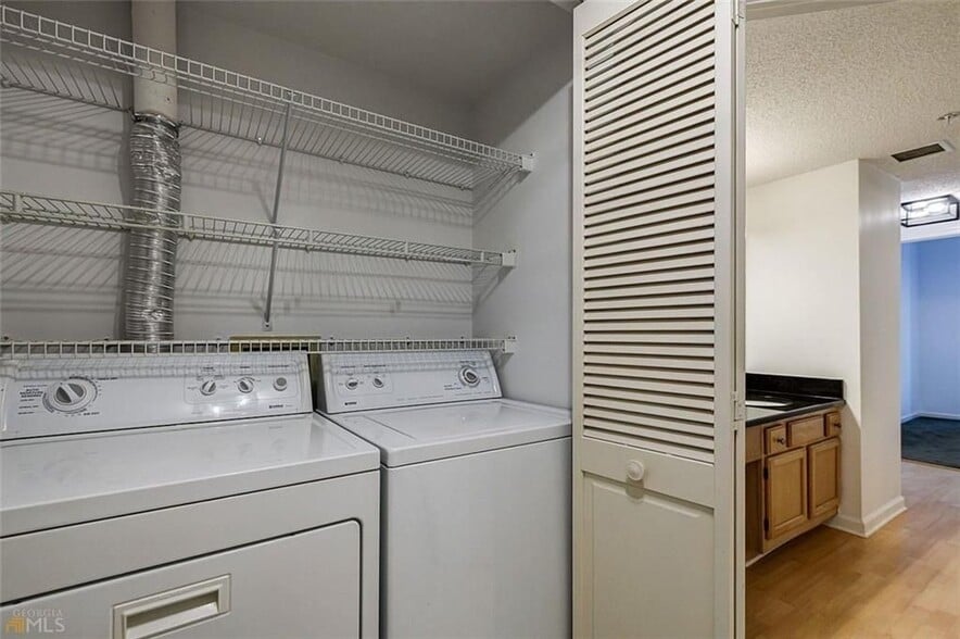 Building Photo - 199 14th St NE